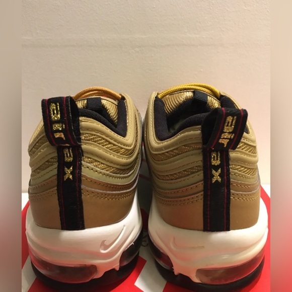 Nike Air Max 97 OG QS Metallic Gold - Picture 3 of 5